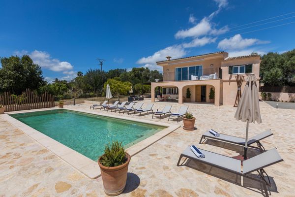 Finca Ferienhaus Auf Mallorca Ab 10 Personen Mieten